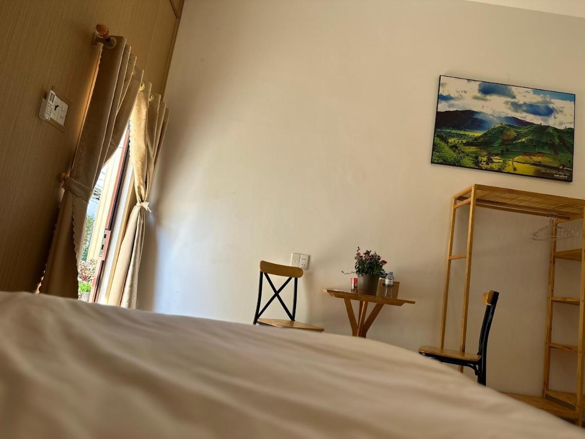 Pleiku Homestay Bagian luar foto